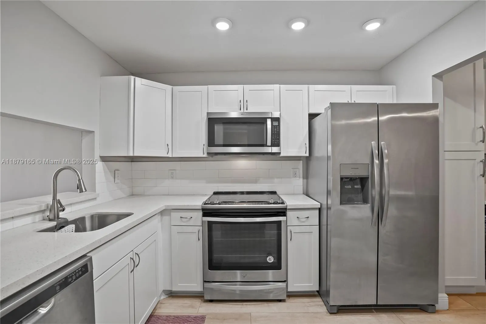 777 S Federal Hwy, #305E