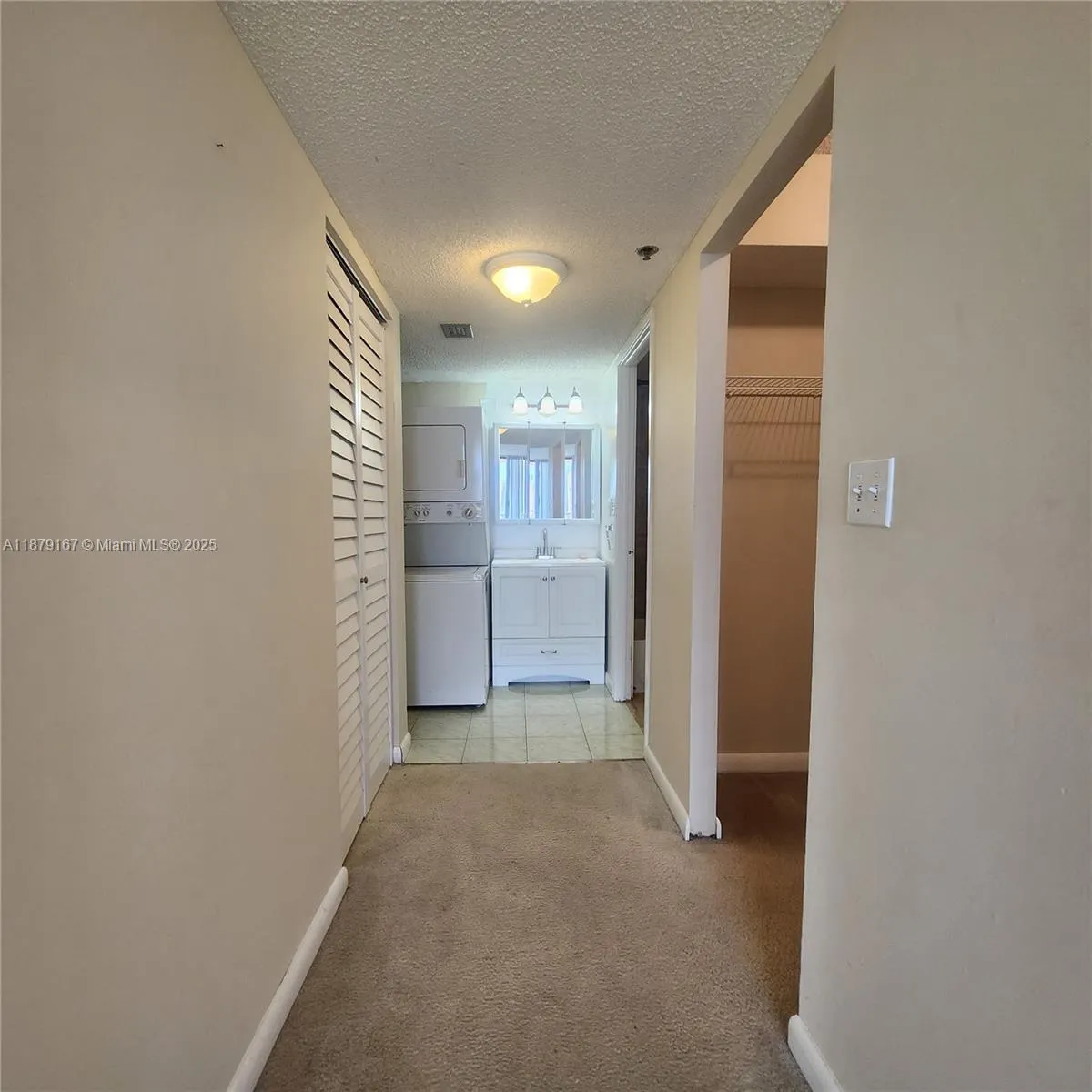 210 174th St, #1806