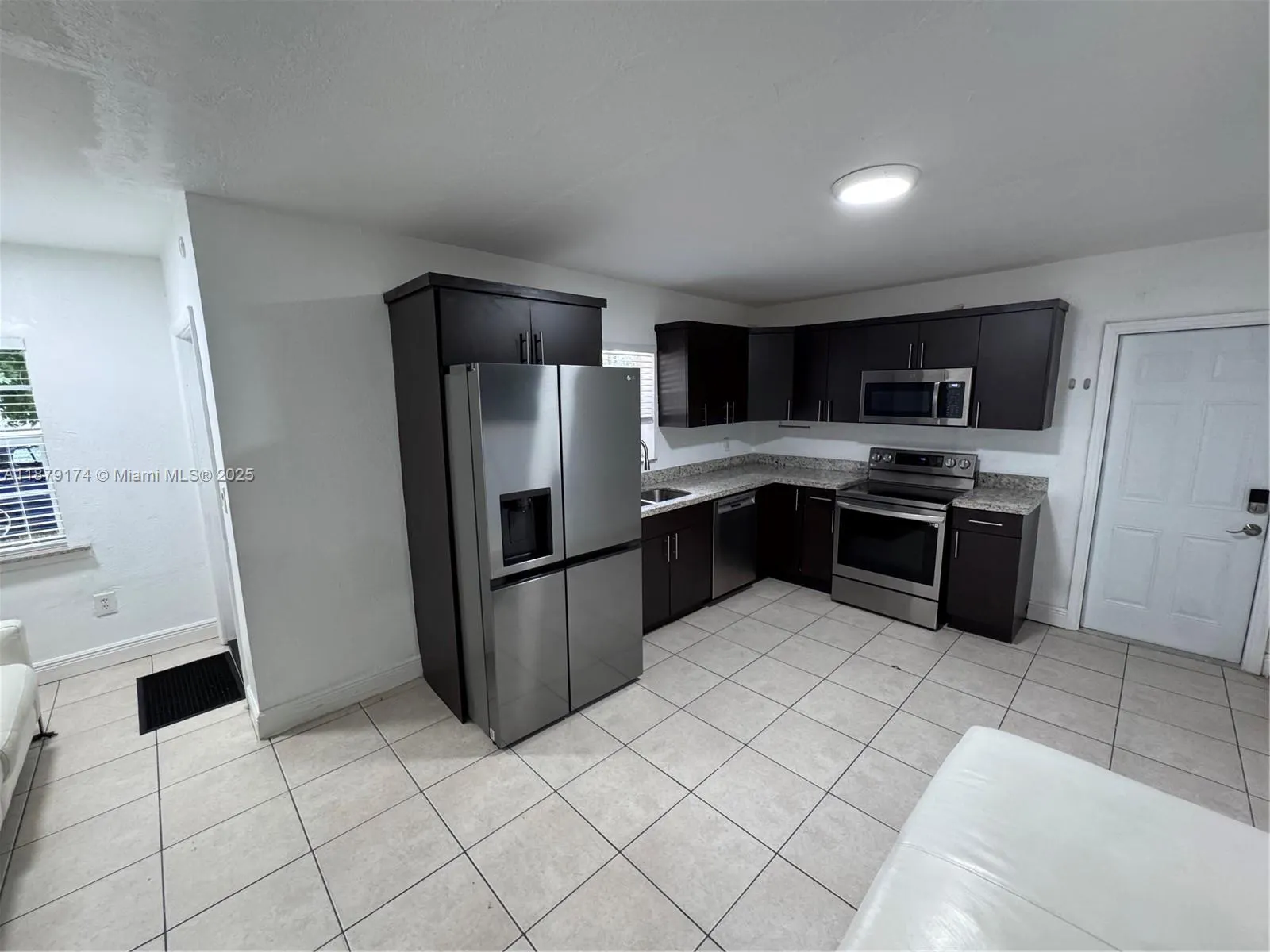 115 NW 28th Ave, #1