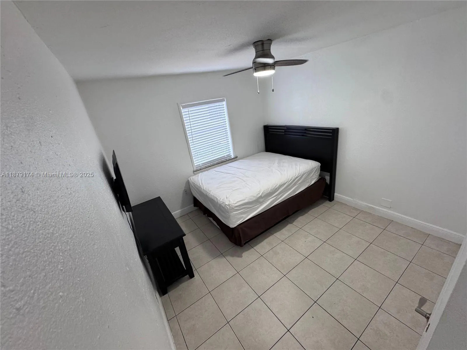 115 NW 28th Ave, #1