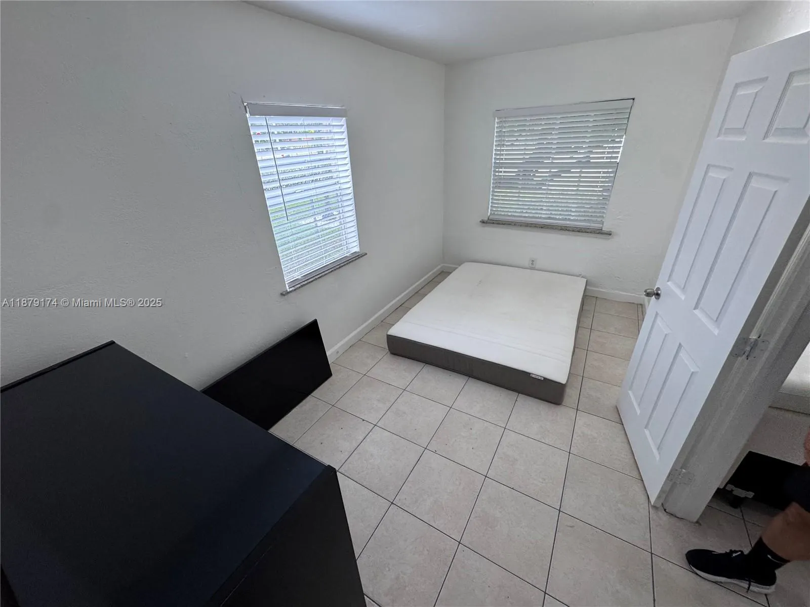 115 NW 28th Ave, #1