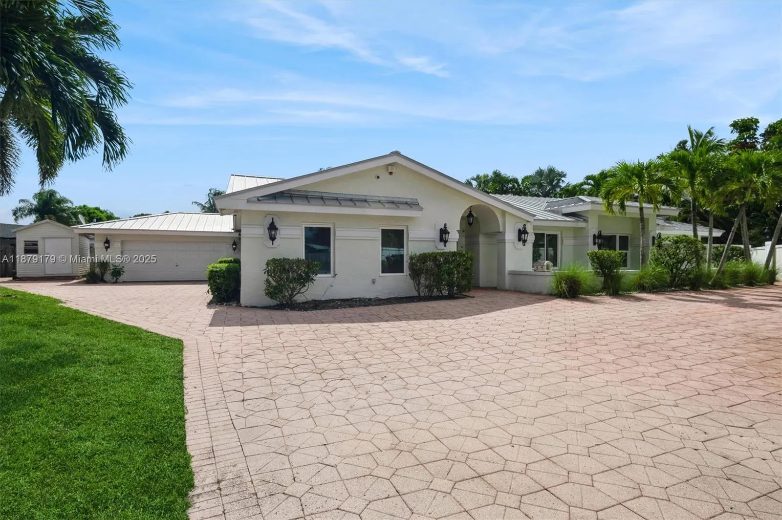 6700 NW 28th Ter