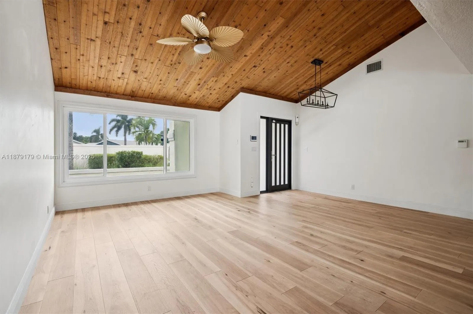 6700 NW 28th Ter