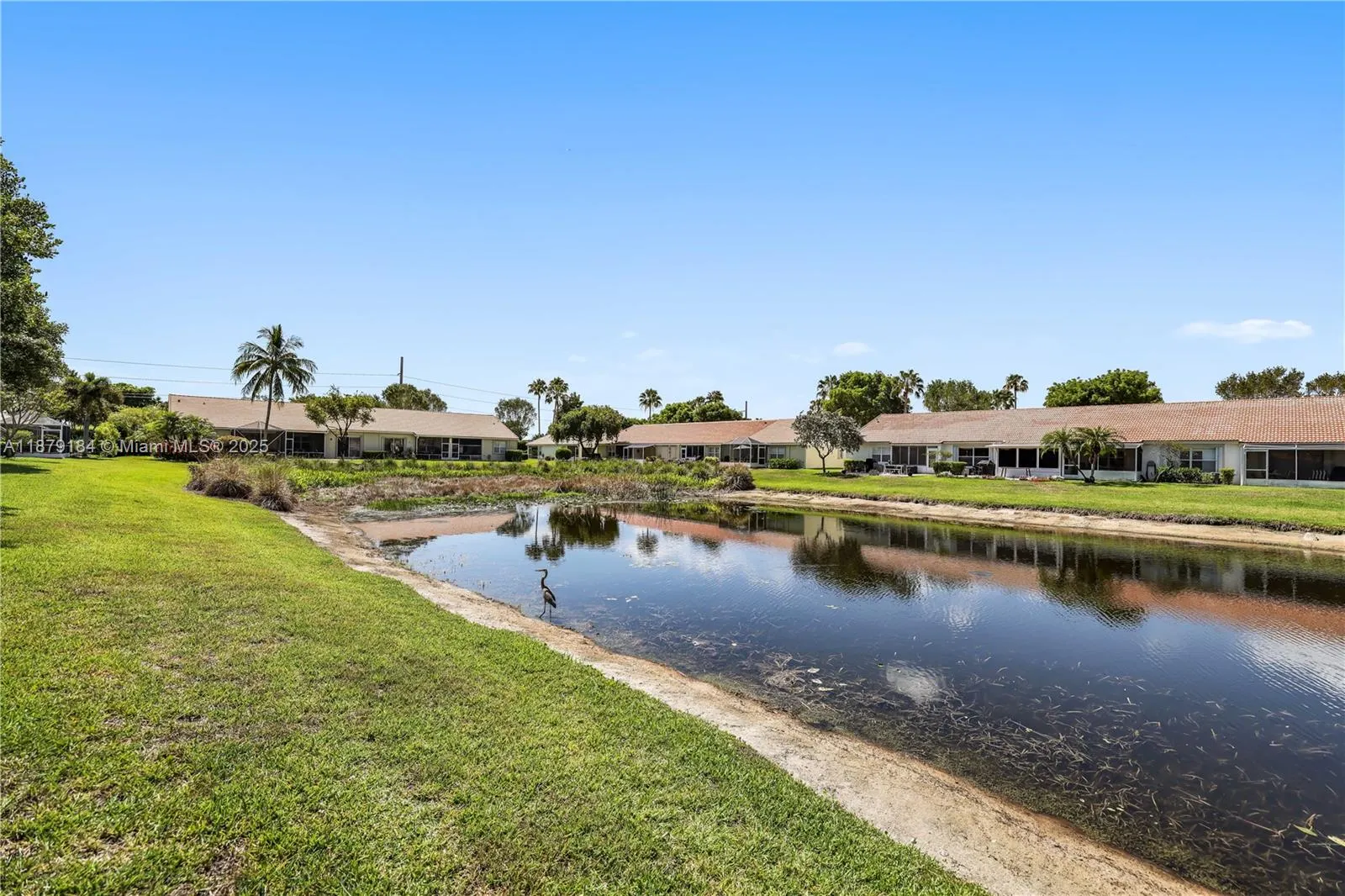 6082 Heliconia Rd
