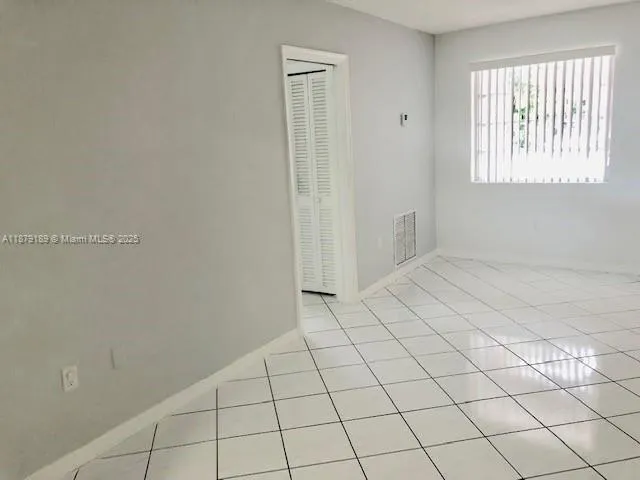 4101 SW 13th Ter, #0