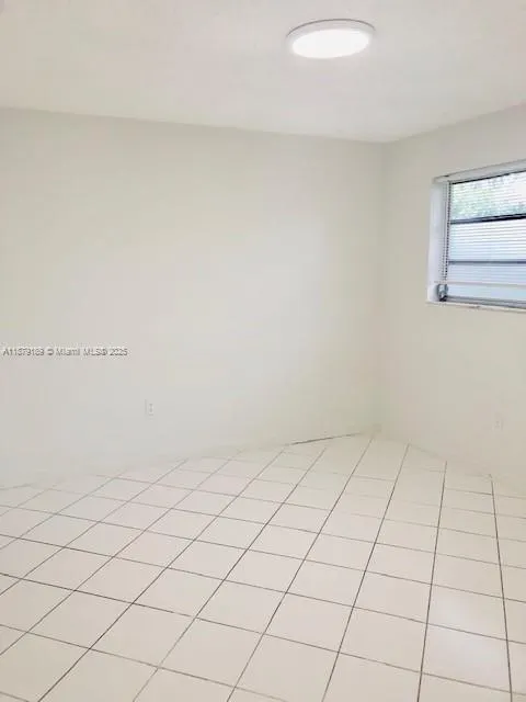 4101 SW 13th Ter, #0