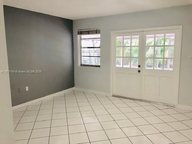 4101 SW 13th Ter, #0