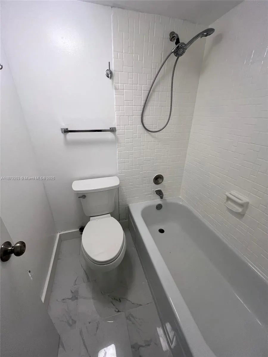 3540 S Ocean Boulevard, #111