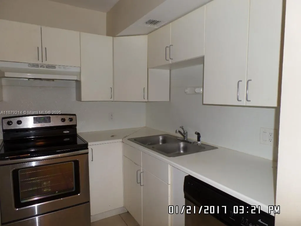 3610 NW 21st St, #410