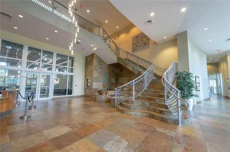 1745 E Hallandale Beach Blvd, #306W