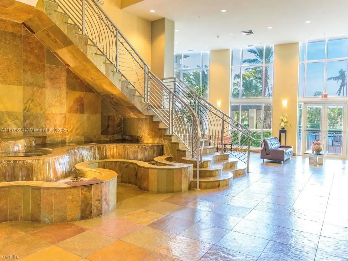 1745 E Hallandale Beach Blvd, #306W