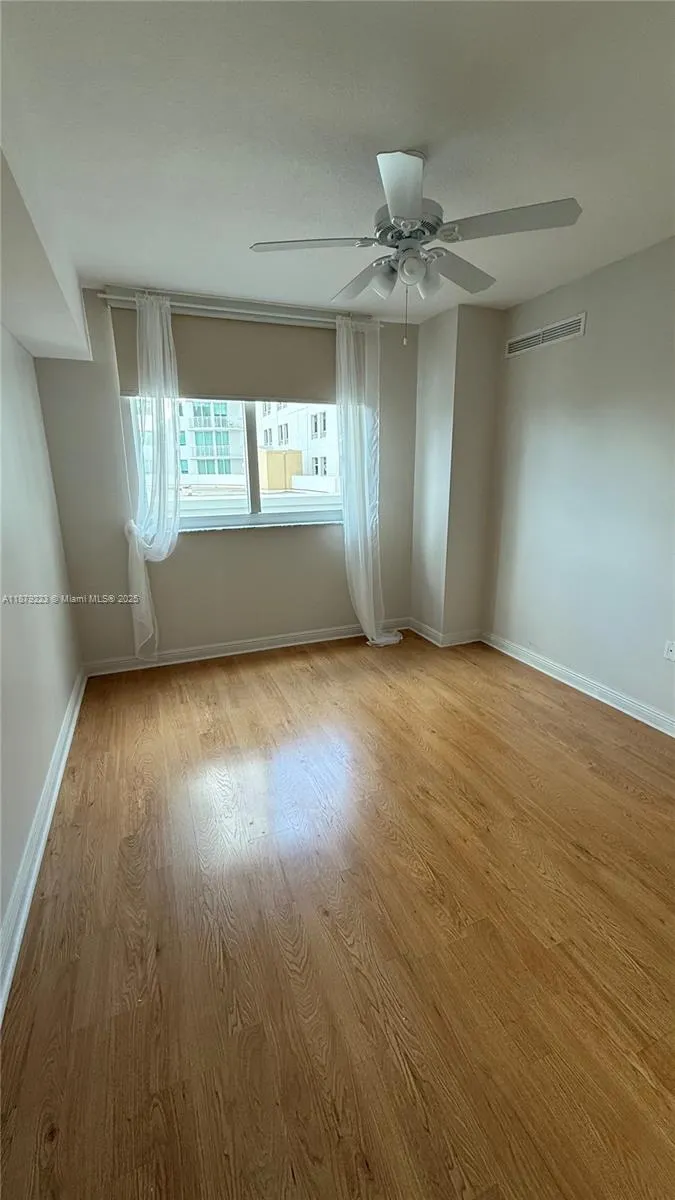 1745 E Hallandale Beach Blvd, #306W