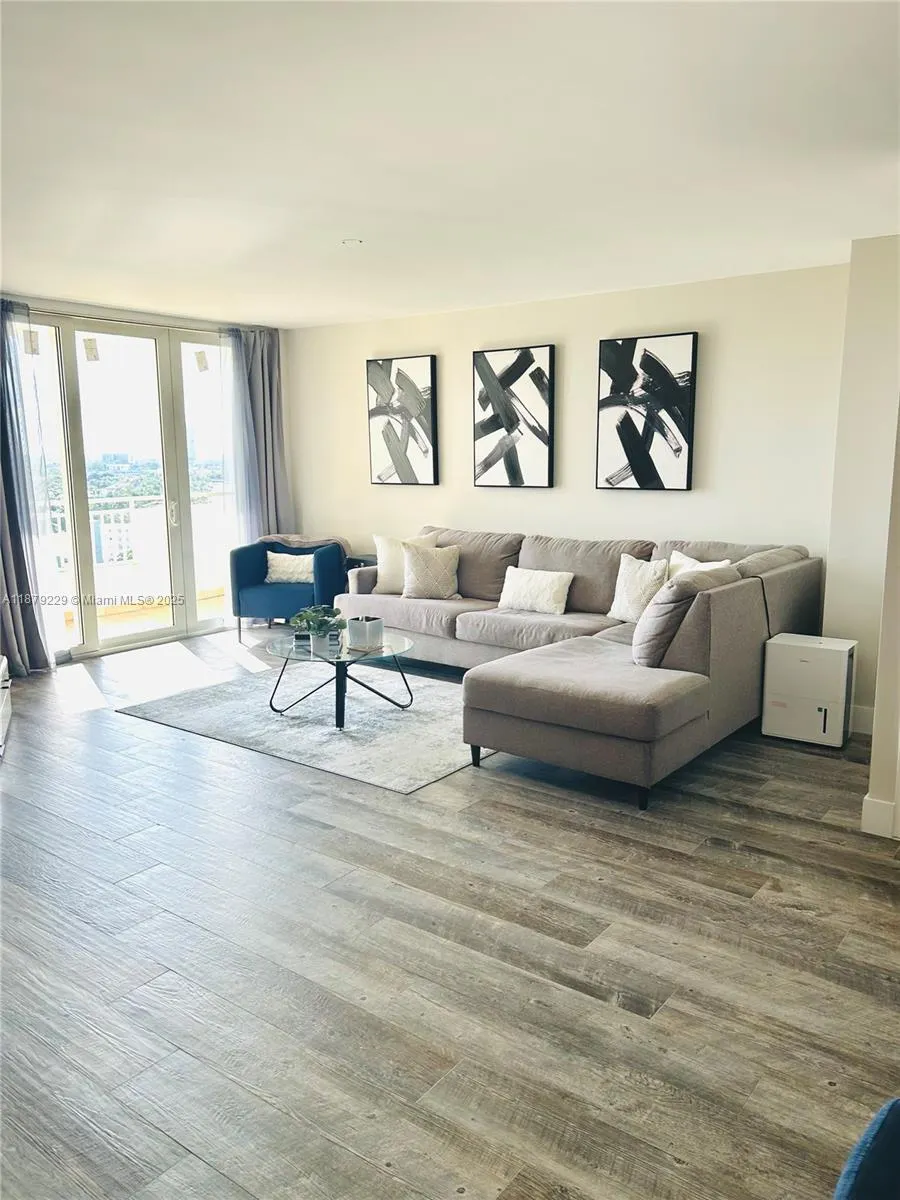 3180 S Ocean Dr, #1620