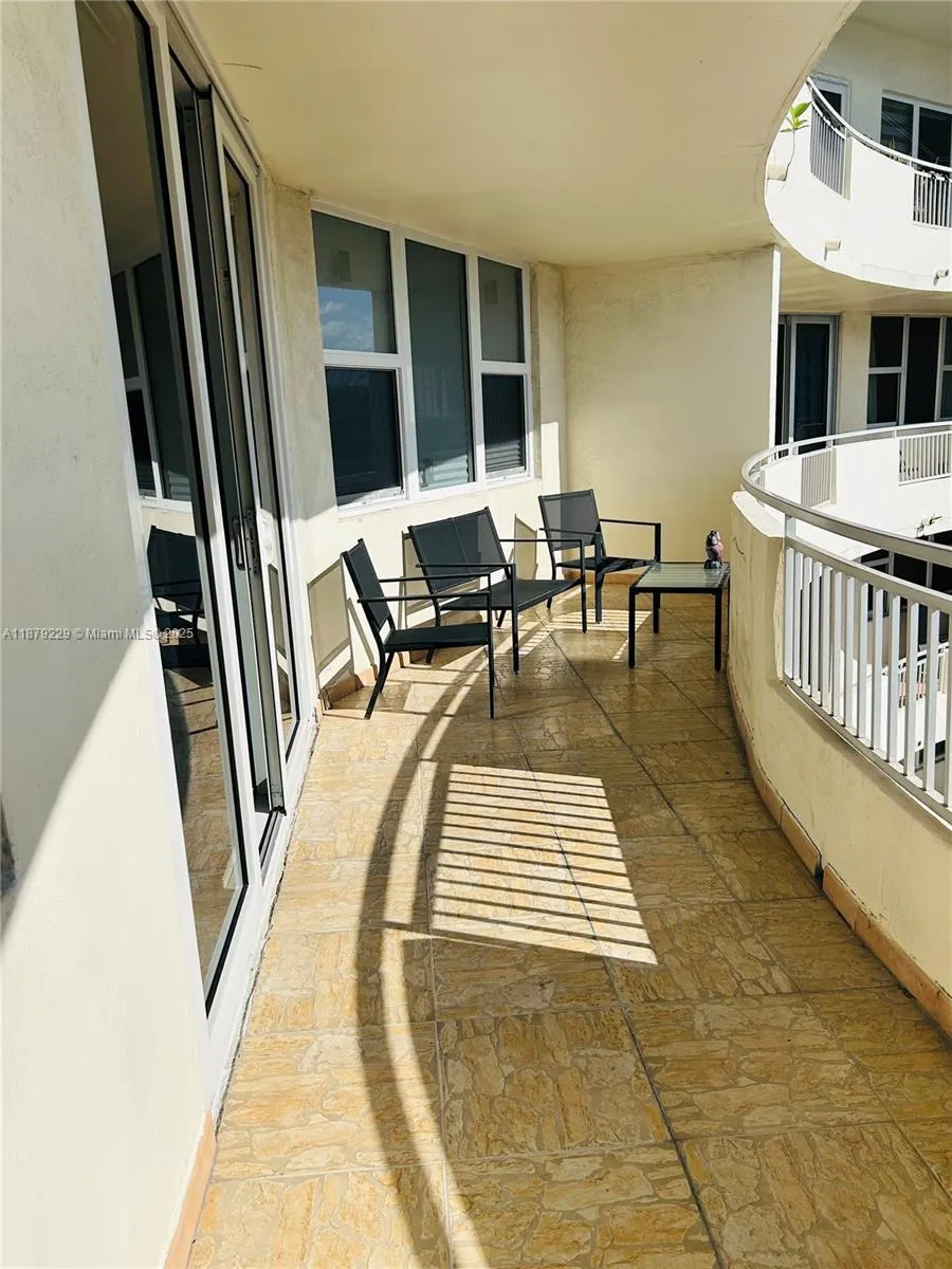 3180 S Ocean Dr, #1620