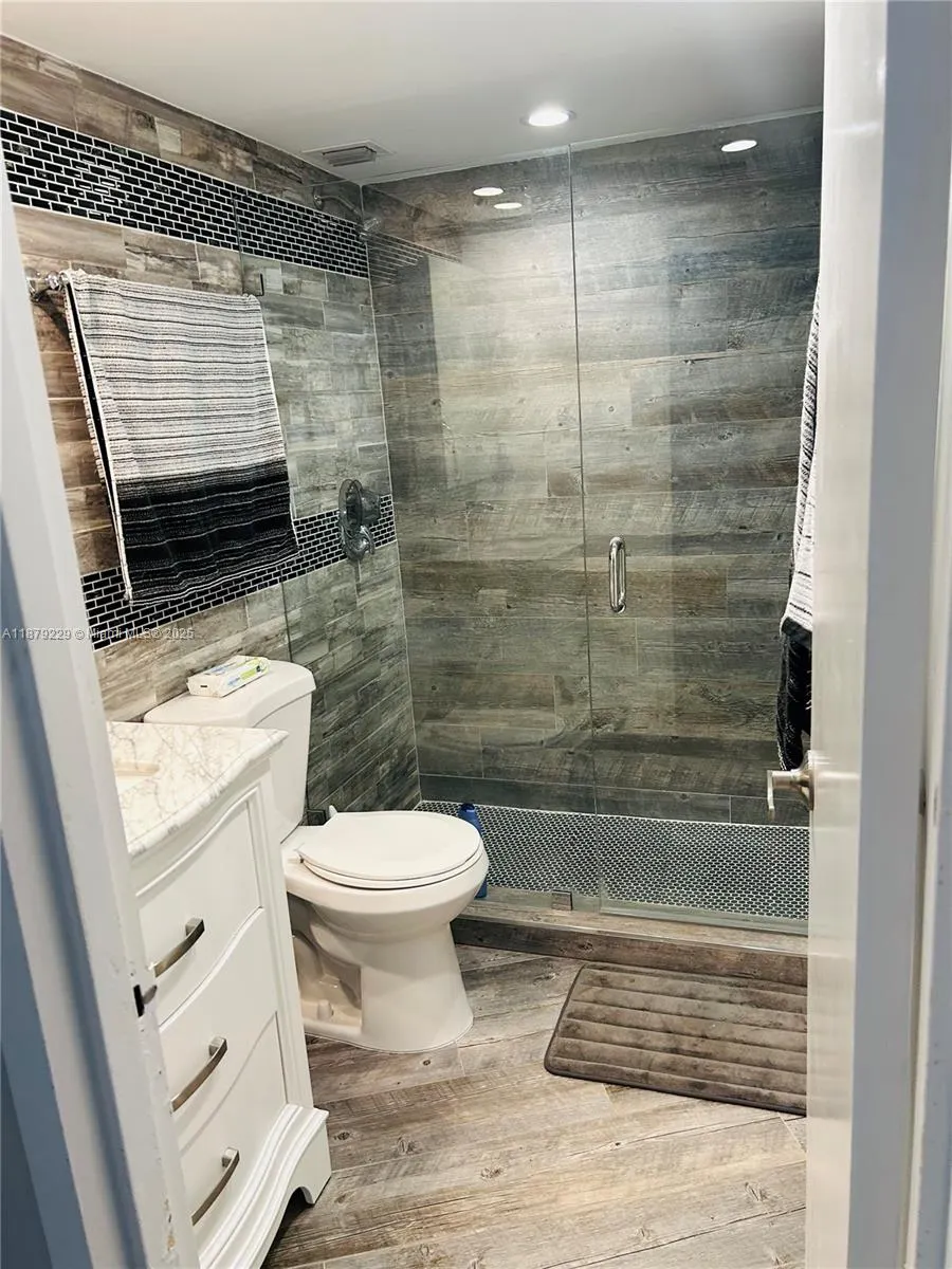 3180 S Ocean Dr, #1620