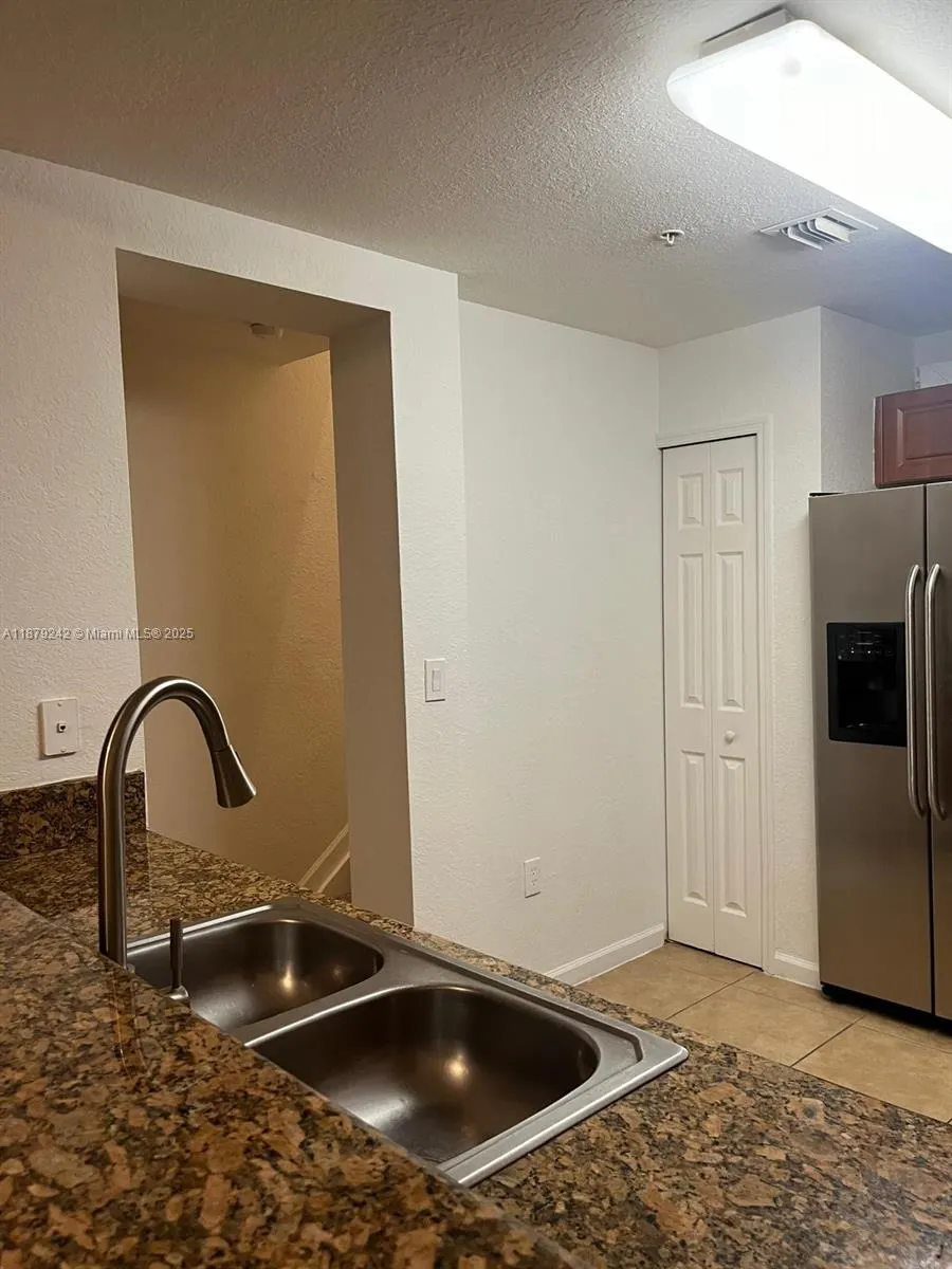 11401 NW 89th St, #220