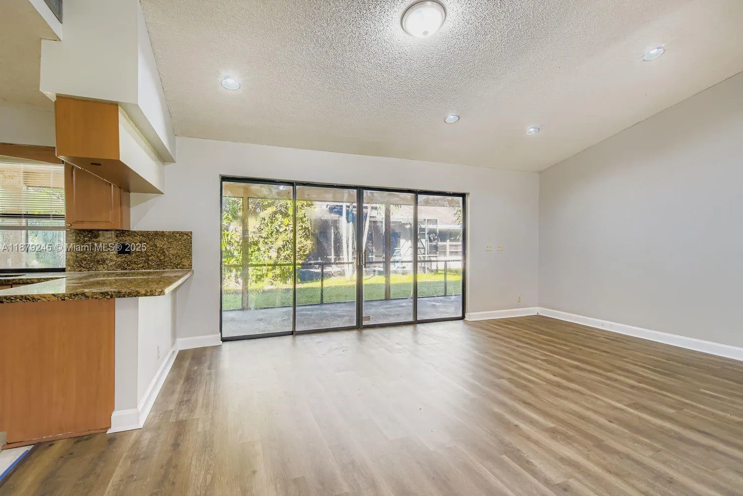 7008 NW 49th Ct