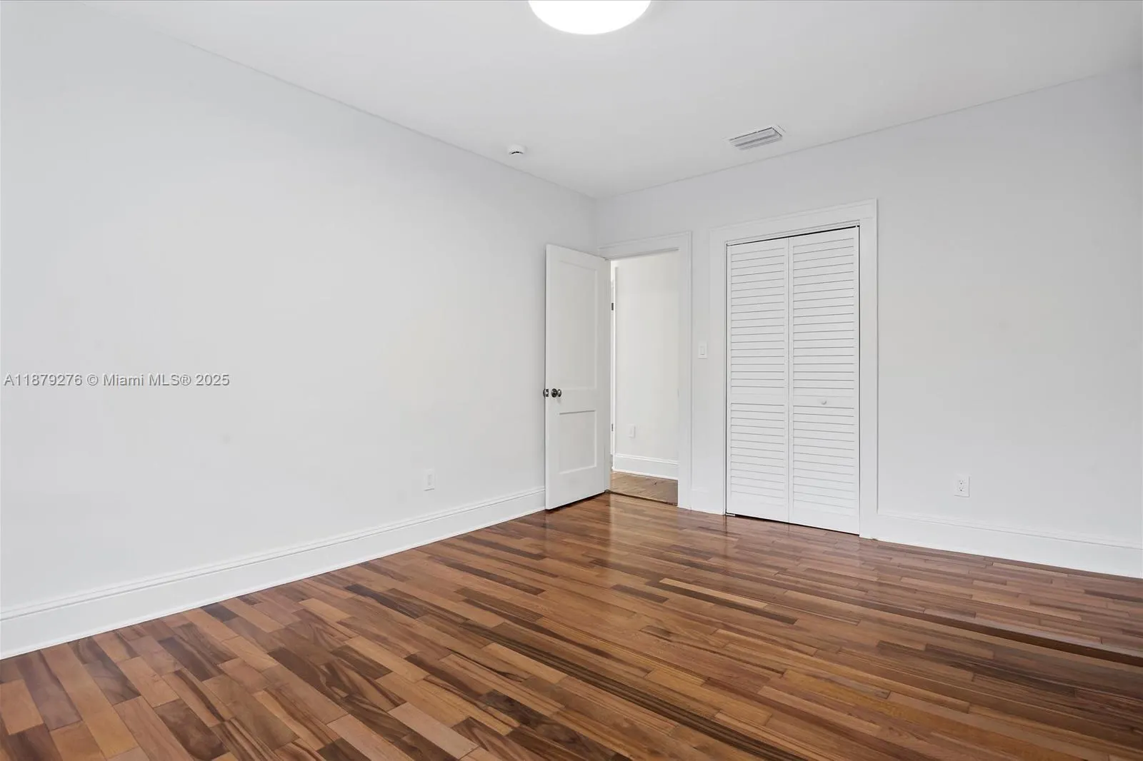 177 NE 44th St