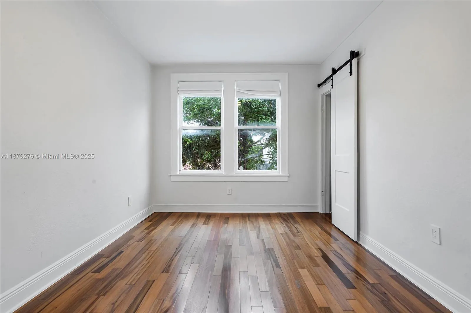 177 NE 44th St