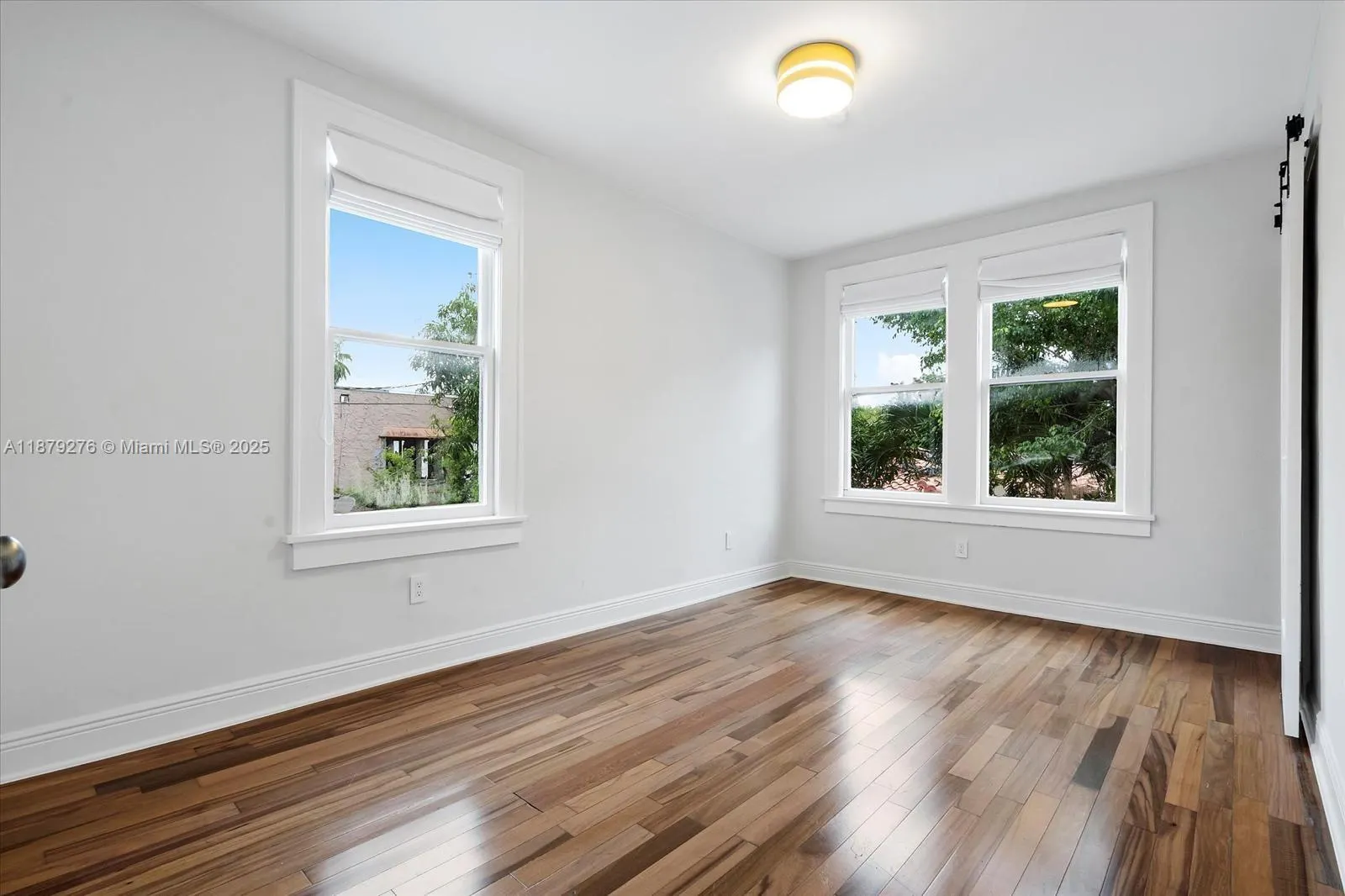 177 NE 44th St