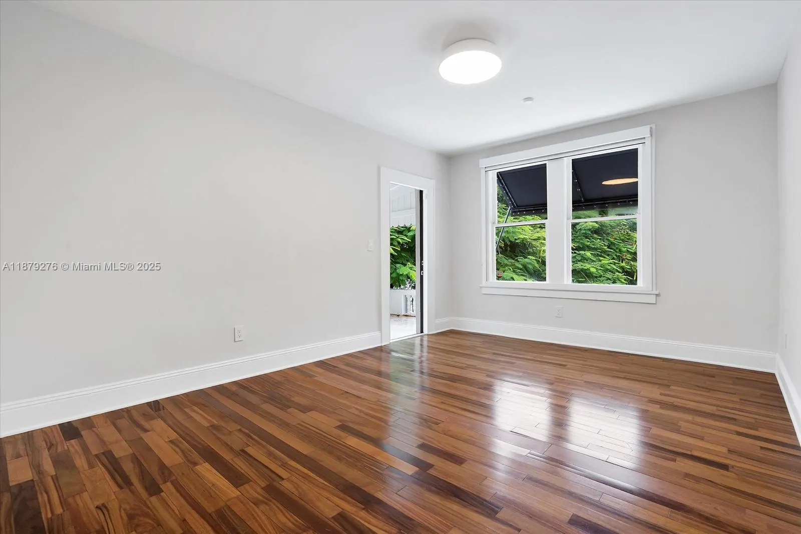 177 NE 44th St