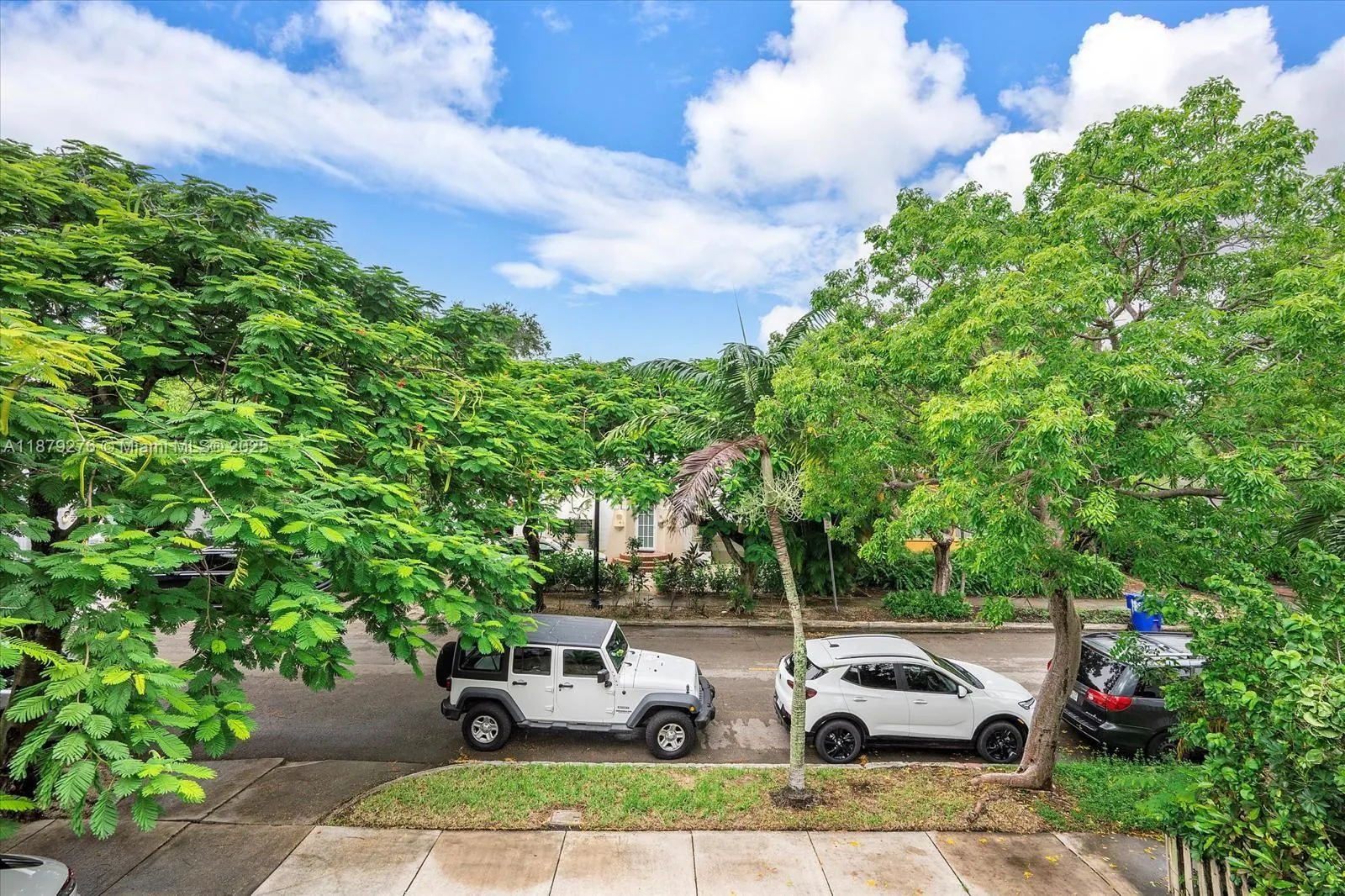 177 NE 44th St