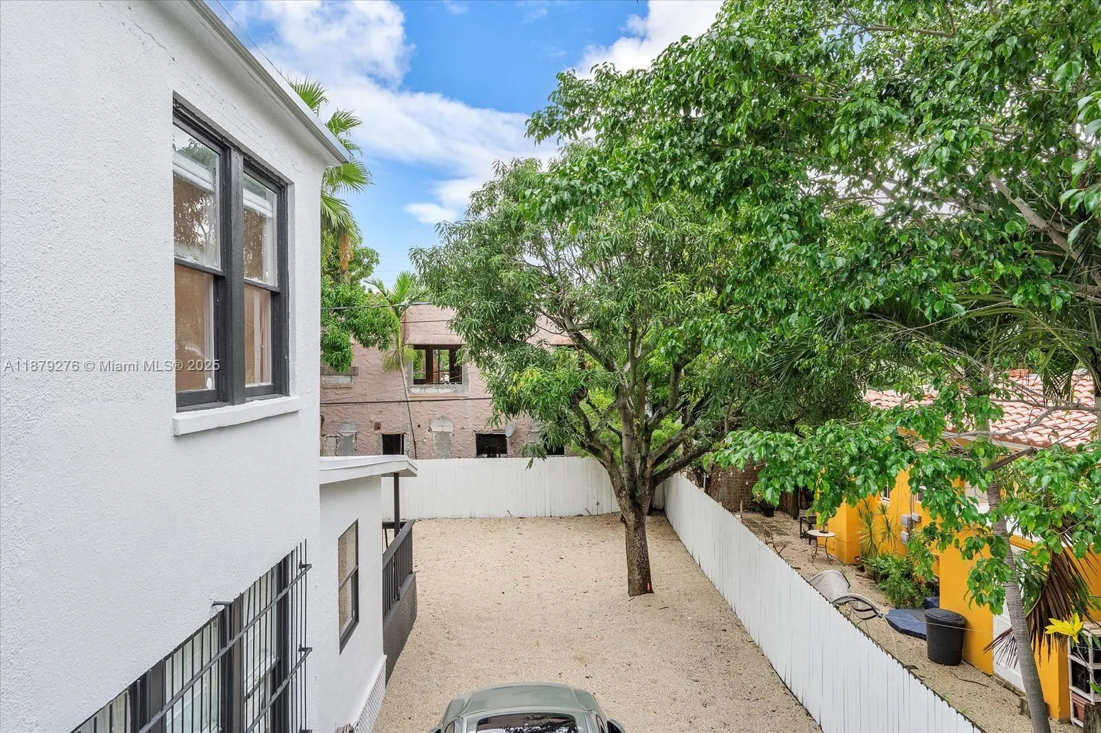 177 NE 44th St
