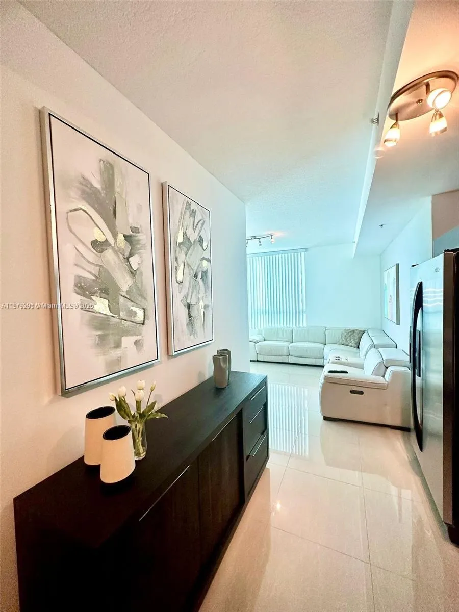 1900 N Bayshore Dr, #1505