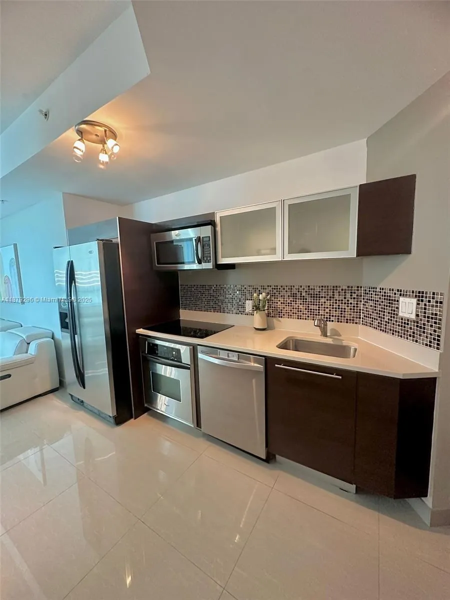 1900 N Bayshore Dr, #1505