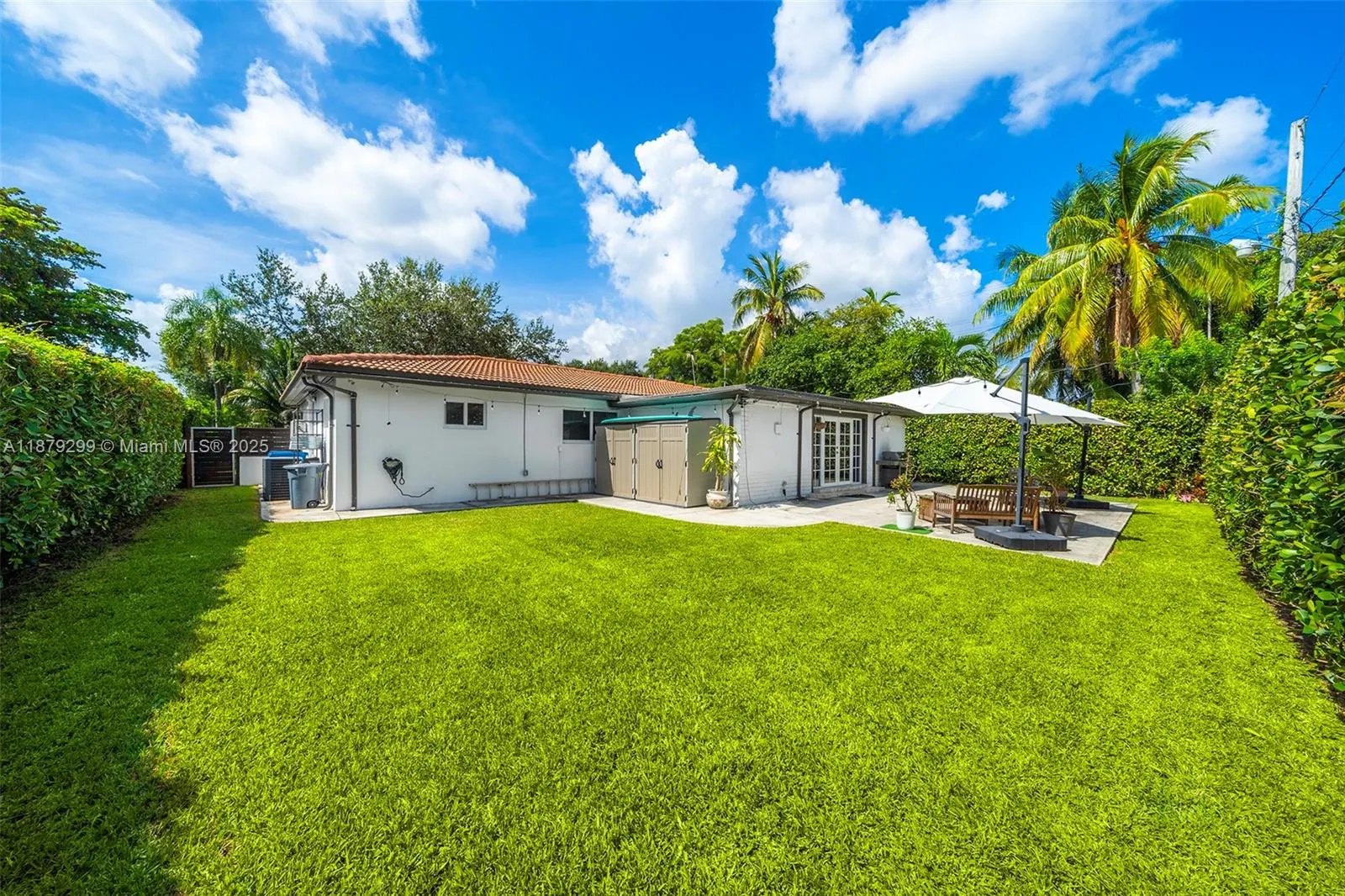 475 NW 88th Ter