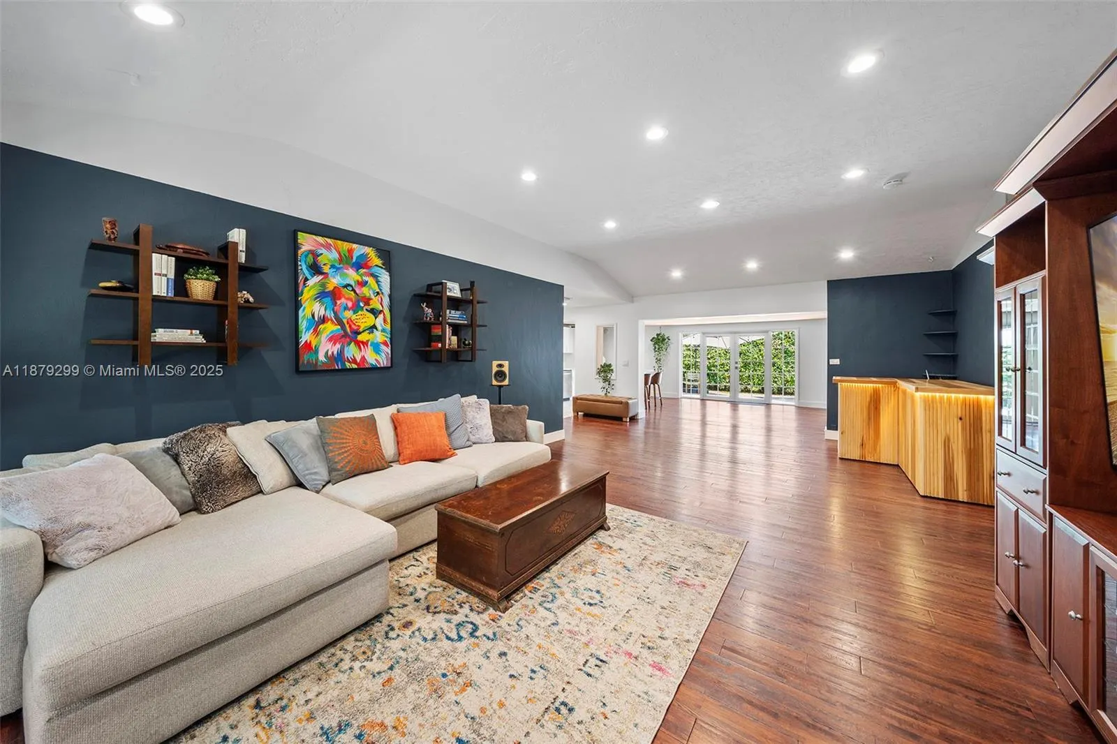 475 NW 88th Ter