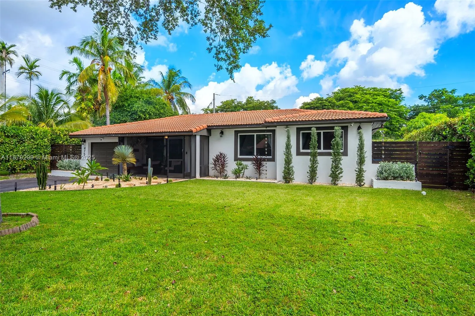 475 NW 88th Ter