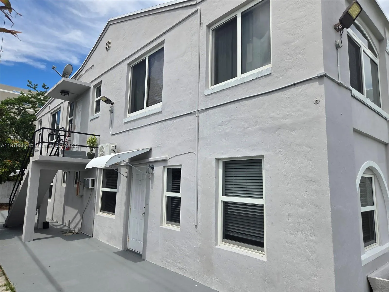 120 SW 20th Ave