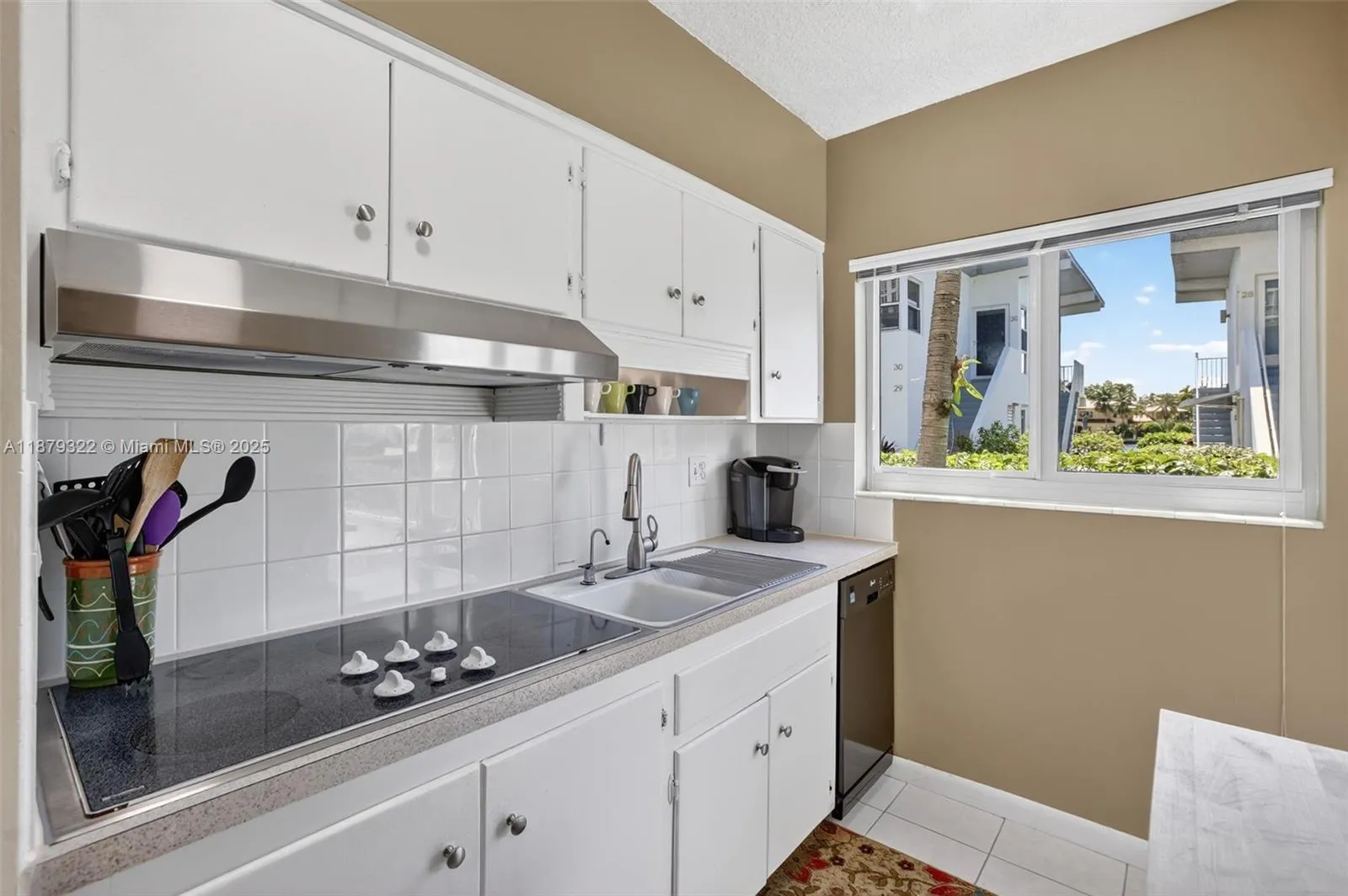 425 Bayshore Dr, #d-3