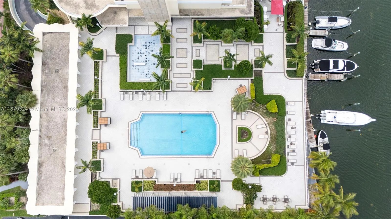 5600 Collins Ave, #4H