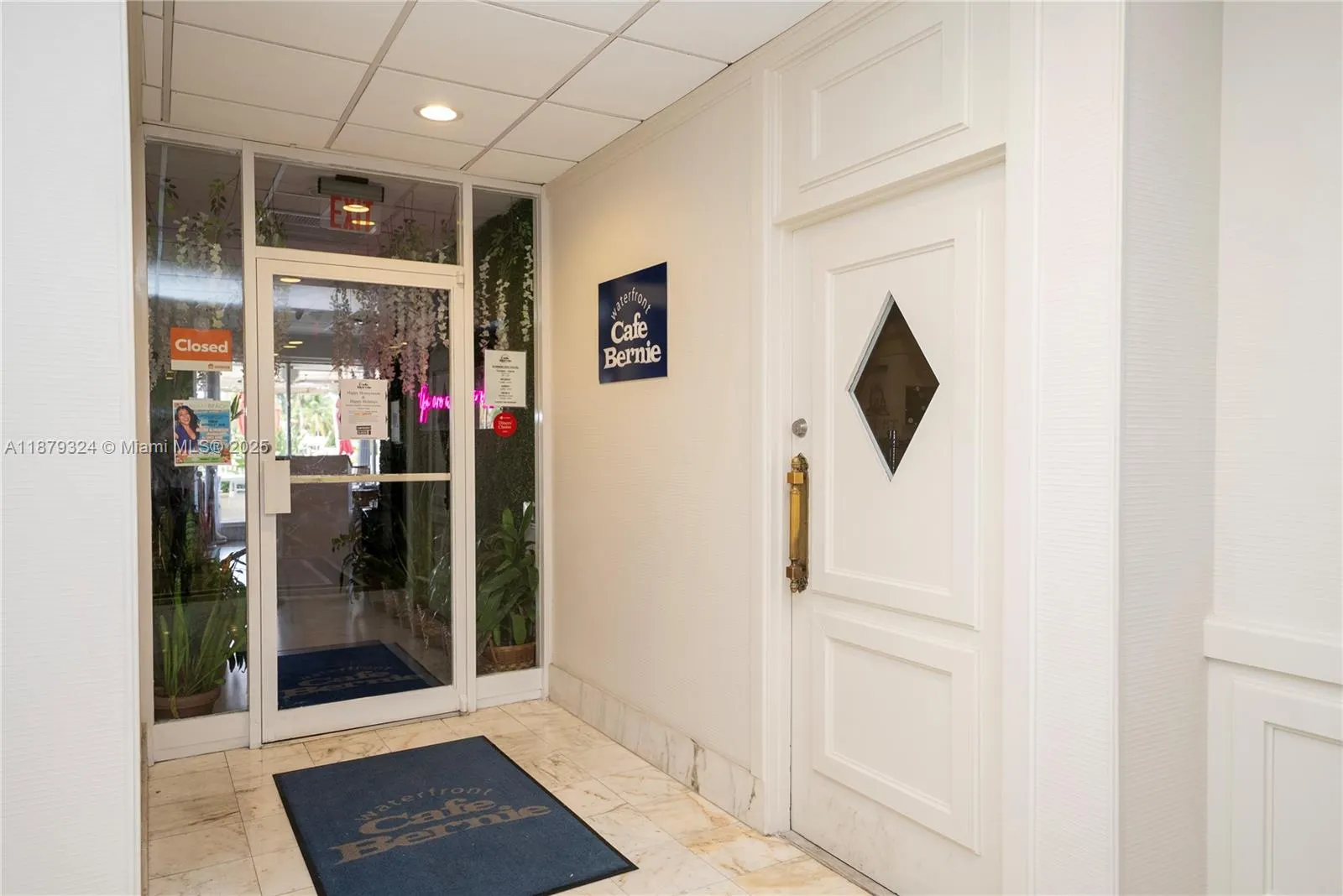 5600 Collins Ave, #4H