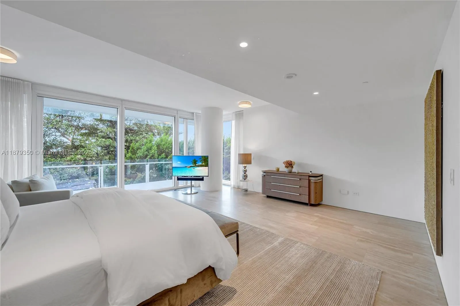 9111 Collins Ave, #N-317