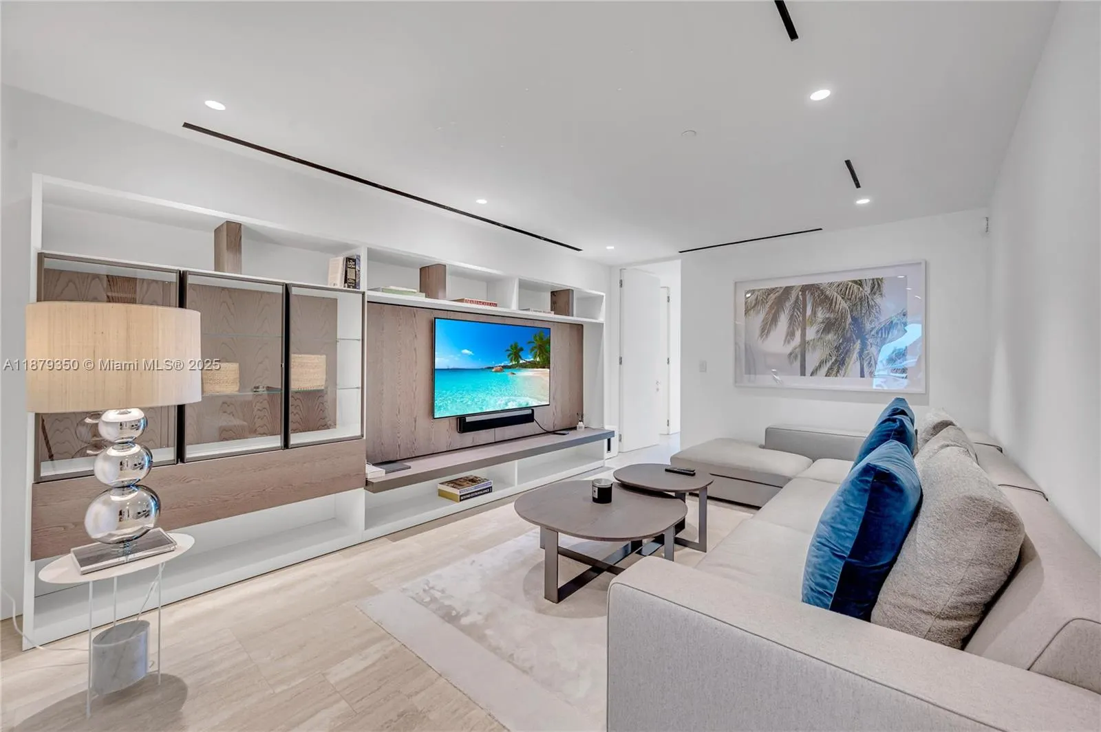 9111 Collins Ave, #N-317