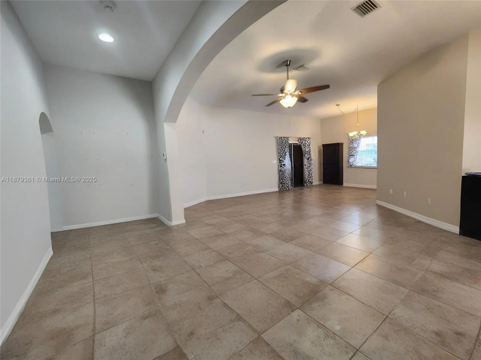 5122 Marla Dr