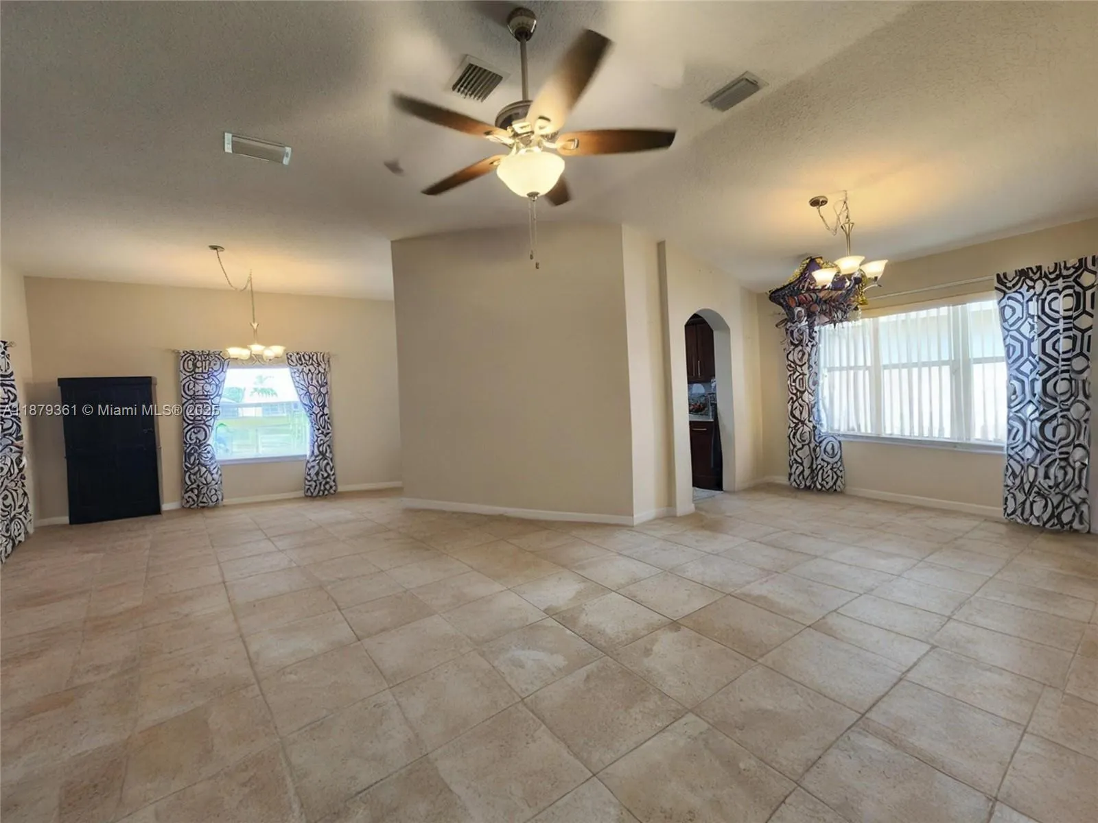 5122 Marla Dr