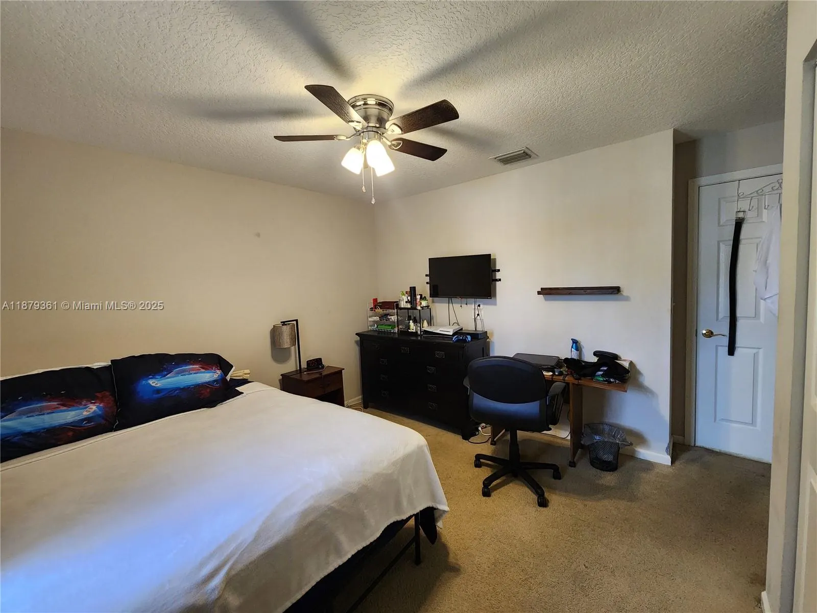 5122 Marla Dr