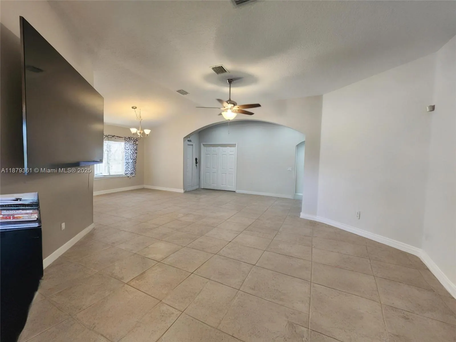 5122 Marla Dr