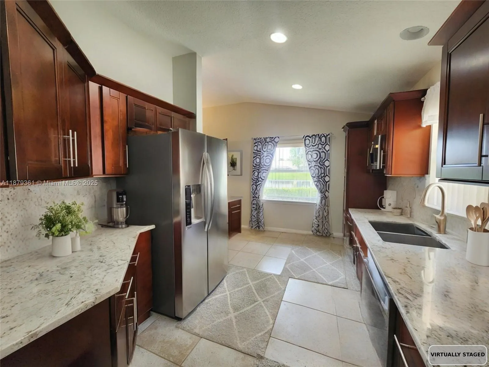 5122 Marla Dr