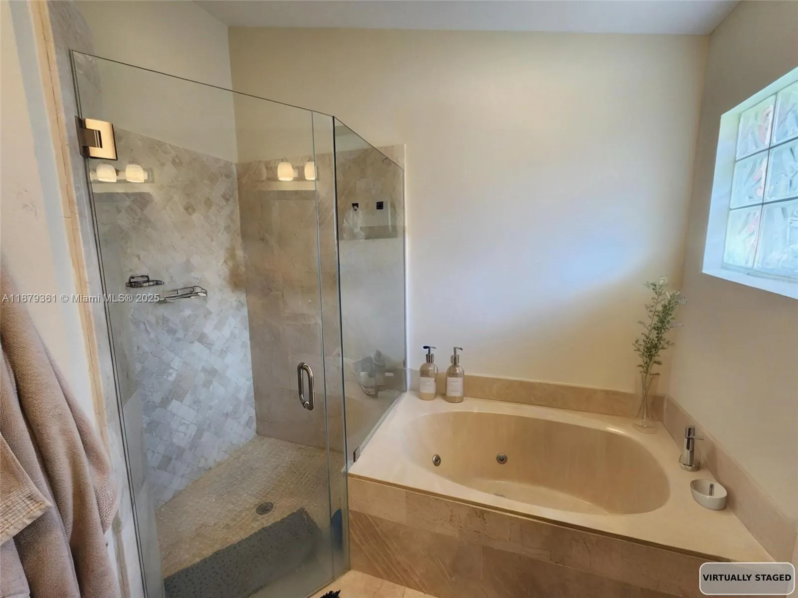5122 Marla Dr