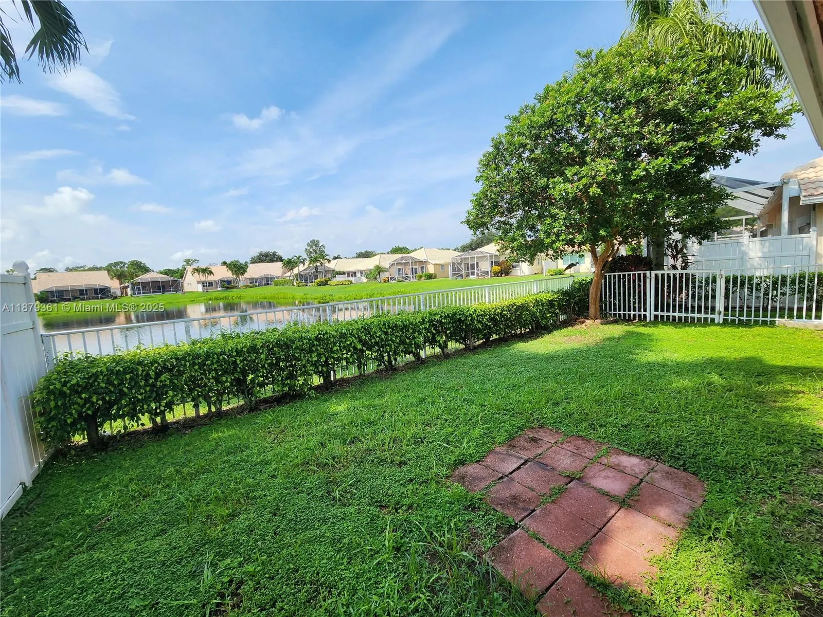 5122 Marla Dr