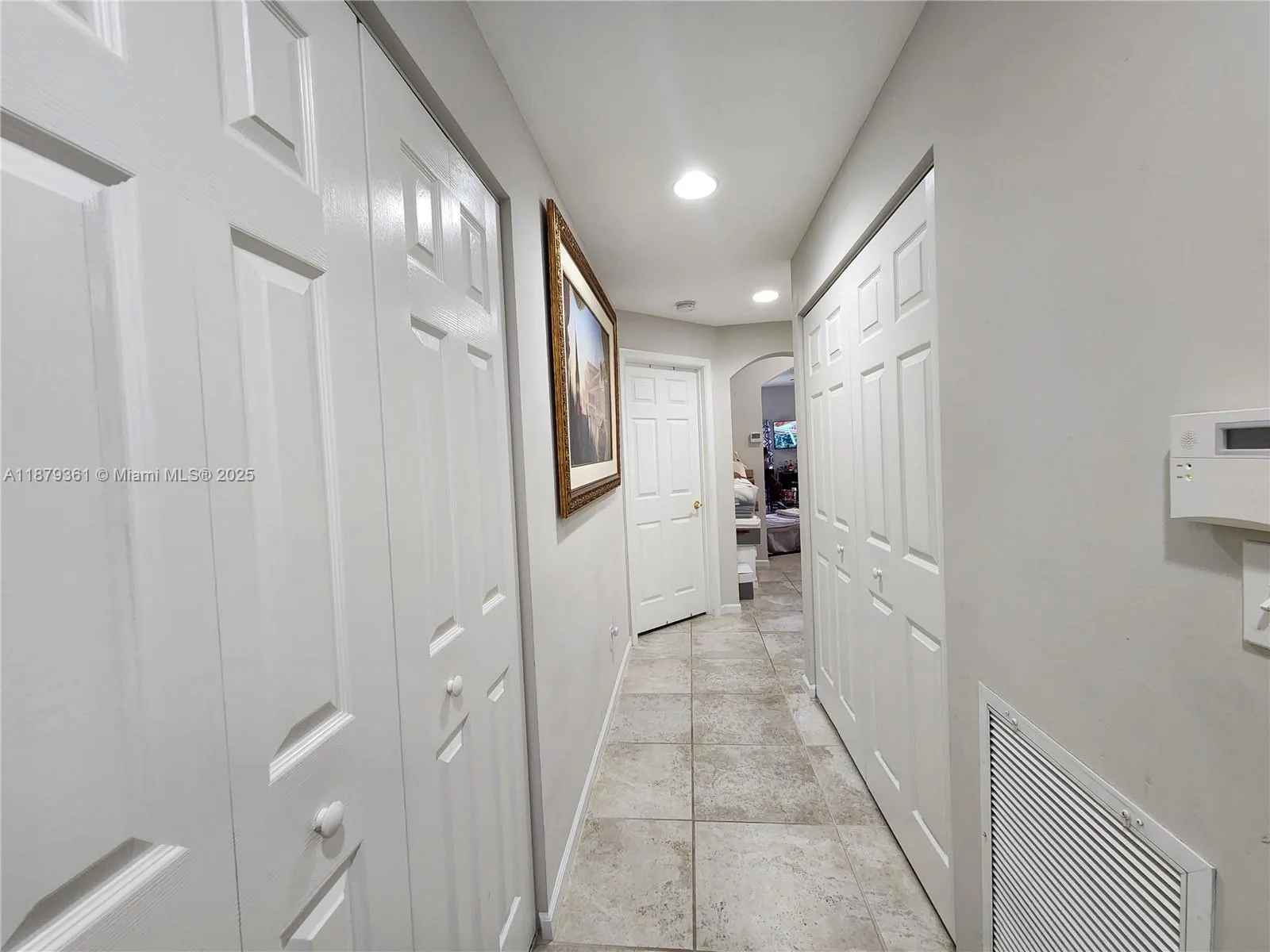 5122 Marla Dr