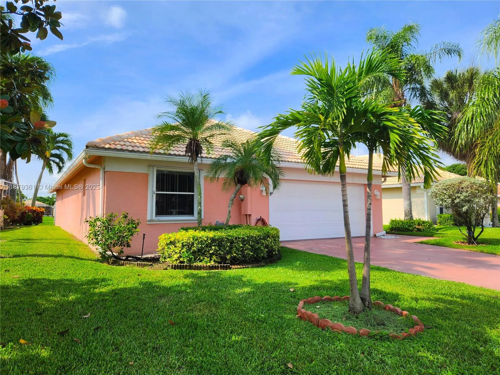 5122 Marla Dr