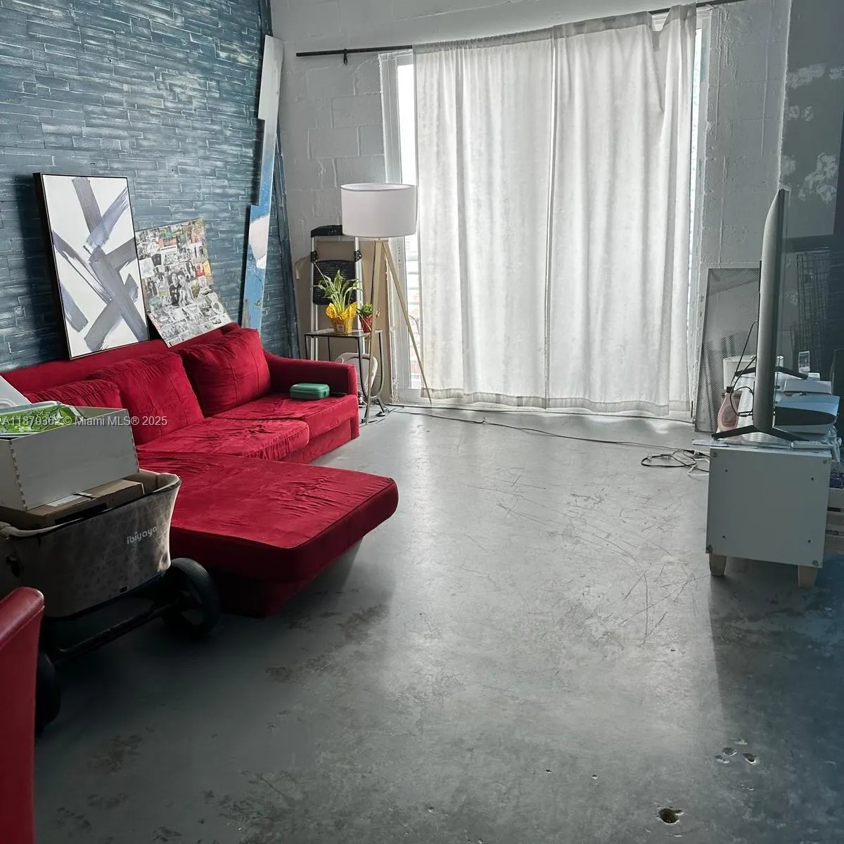 234 NE 3rd St, #1805