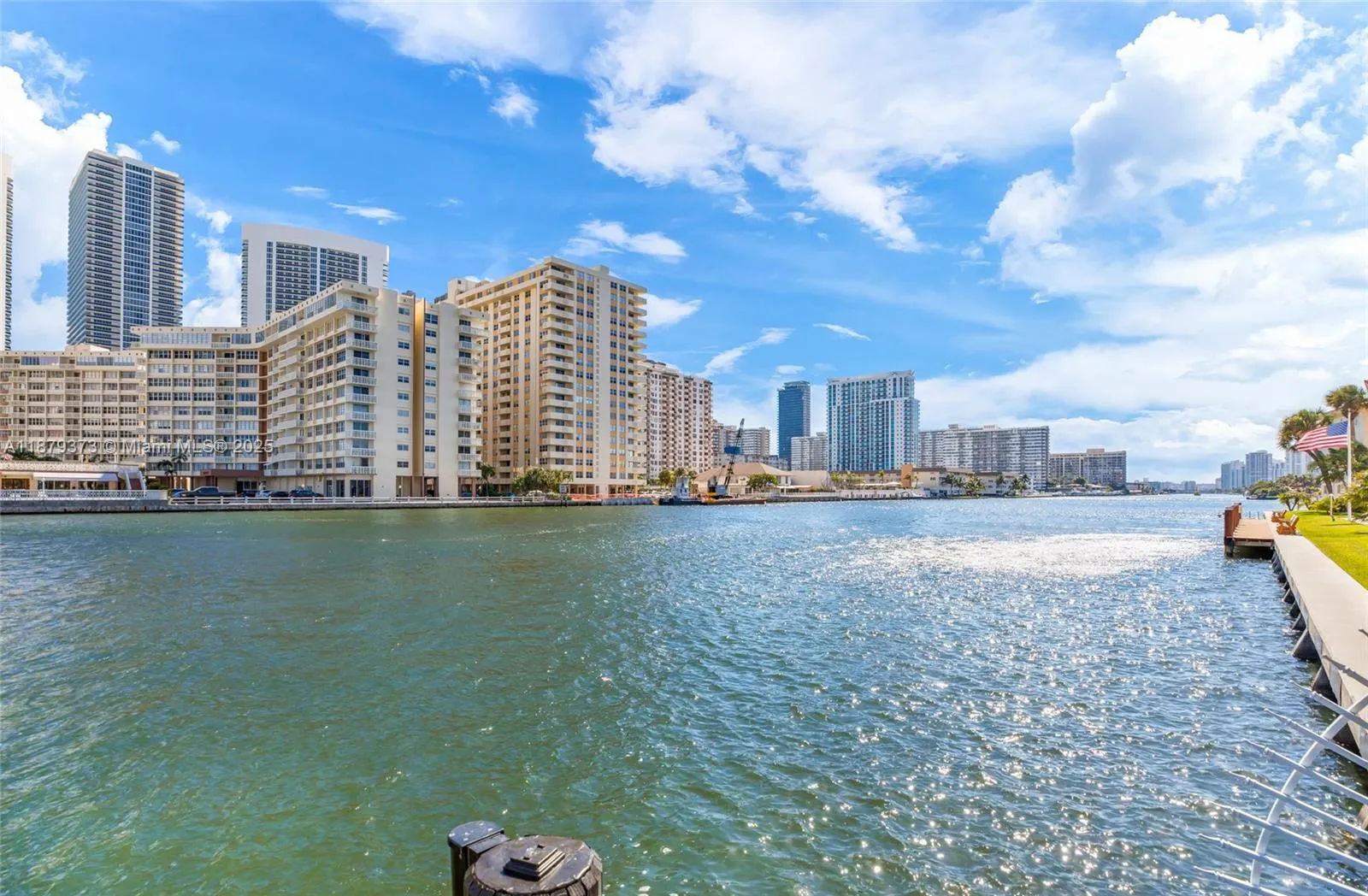 2602 E Hallandale Beach Blvd, #R2109