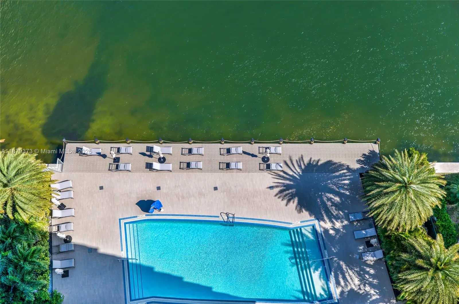 2602 E Hallandale Beach Blvd, #R2109